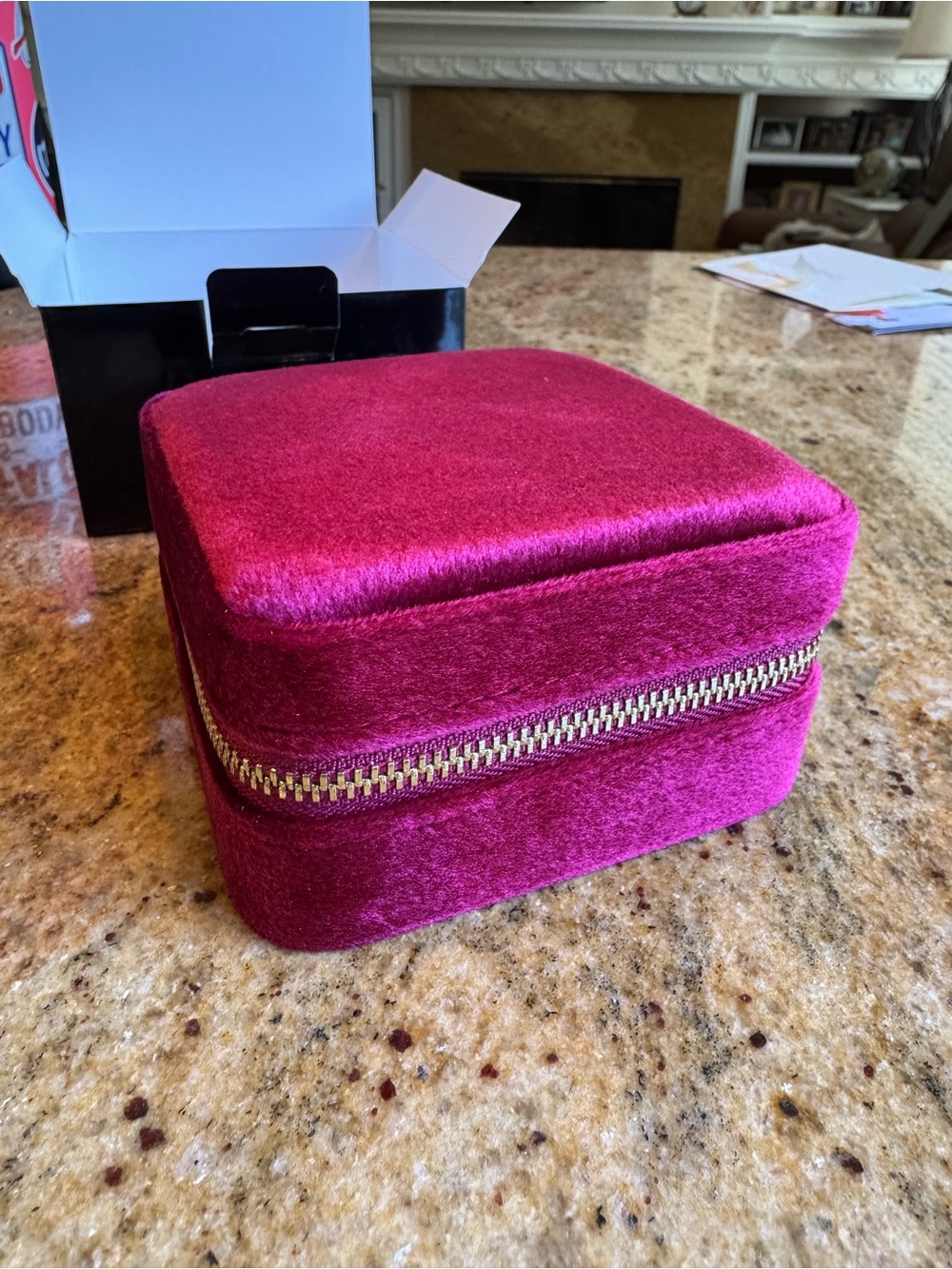 Benevolence Velvet Jewelry Travel Case - Magenta